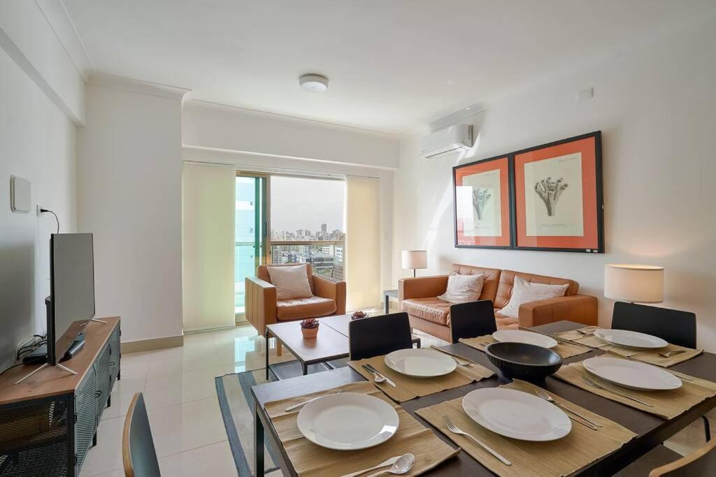 Escape Apartments, Balcony, Pool, Gym & Spa In La Julia Санто-Домінго Екстер'єр фото