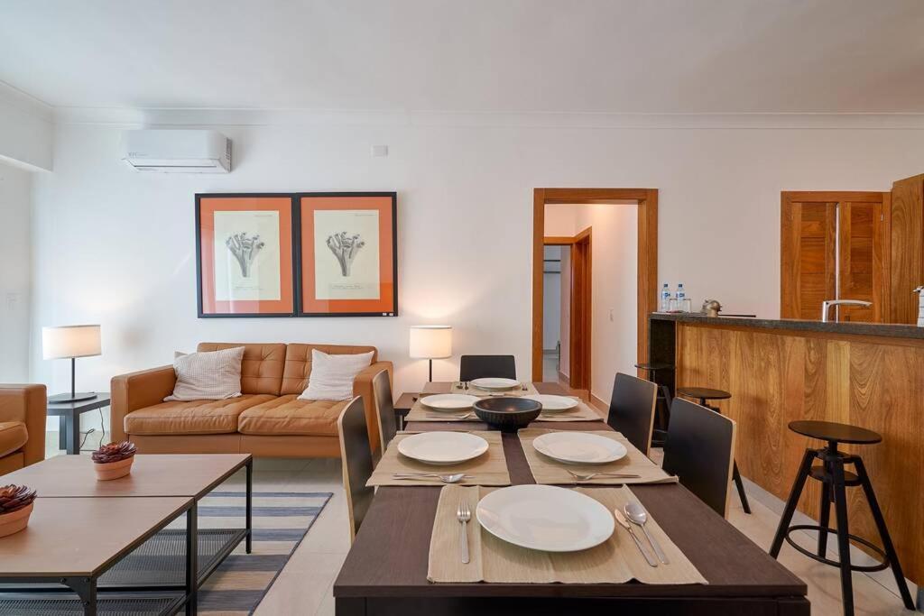 Escape Apartments, Balcony, Pool, Gym & Spa In La Julia Санто-Домінго Екстер'єр фото