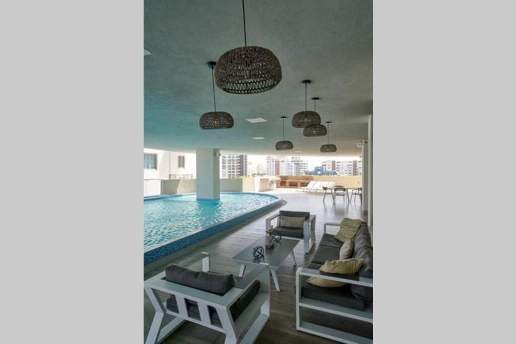 Escape Apartments, Balcony, Pool, Gym & Spa In La Julia Санто-Домінго Екстер'єр фото
