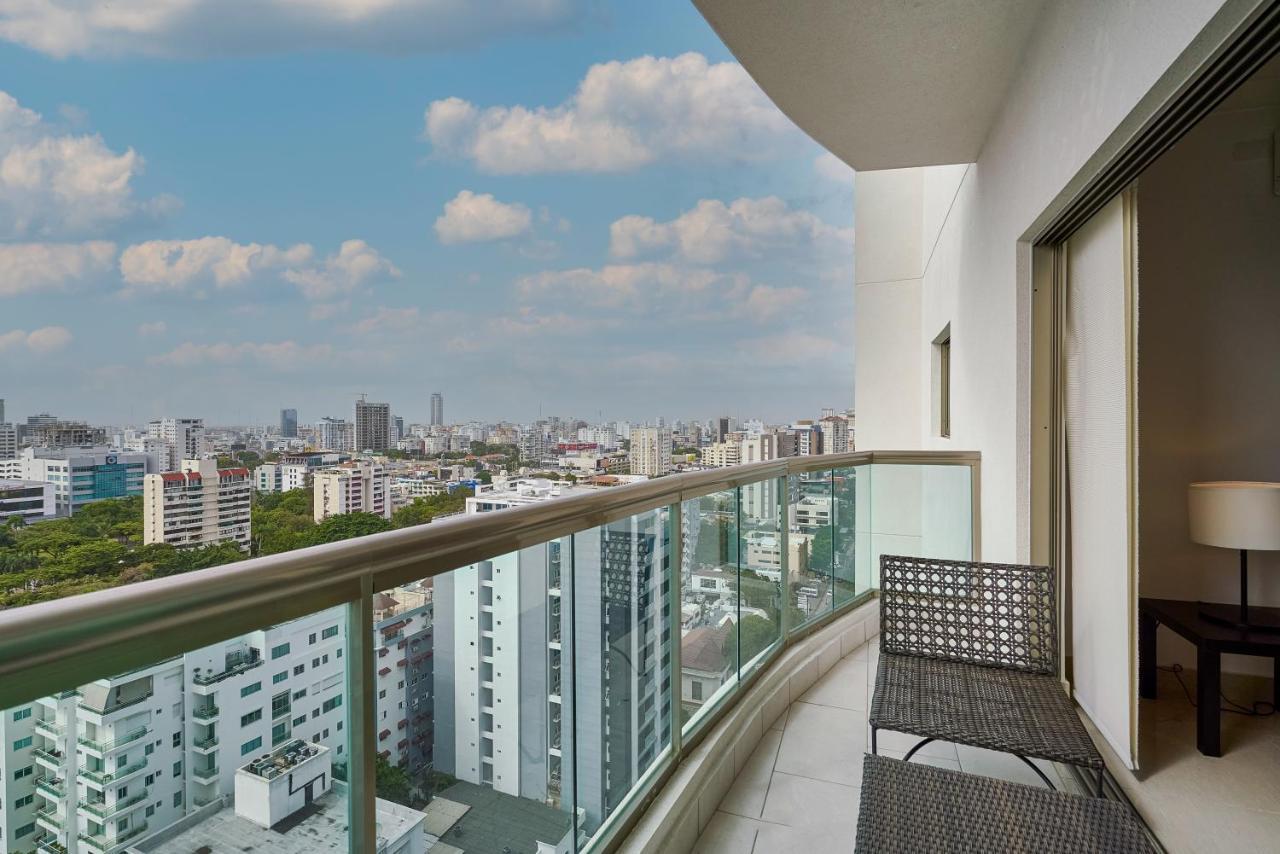 Escape Apartments, Balcony, Pool, Gym & Spa In La Julia Санто-Домінго Екстер'єр фото