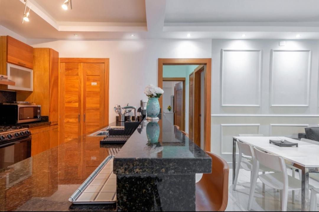 Escape Apartments, Balcony, Pool, Gym & Spa In La Julia Санто-Домінго Екстер'єр фото